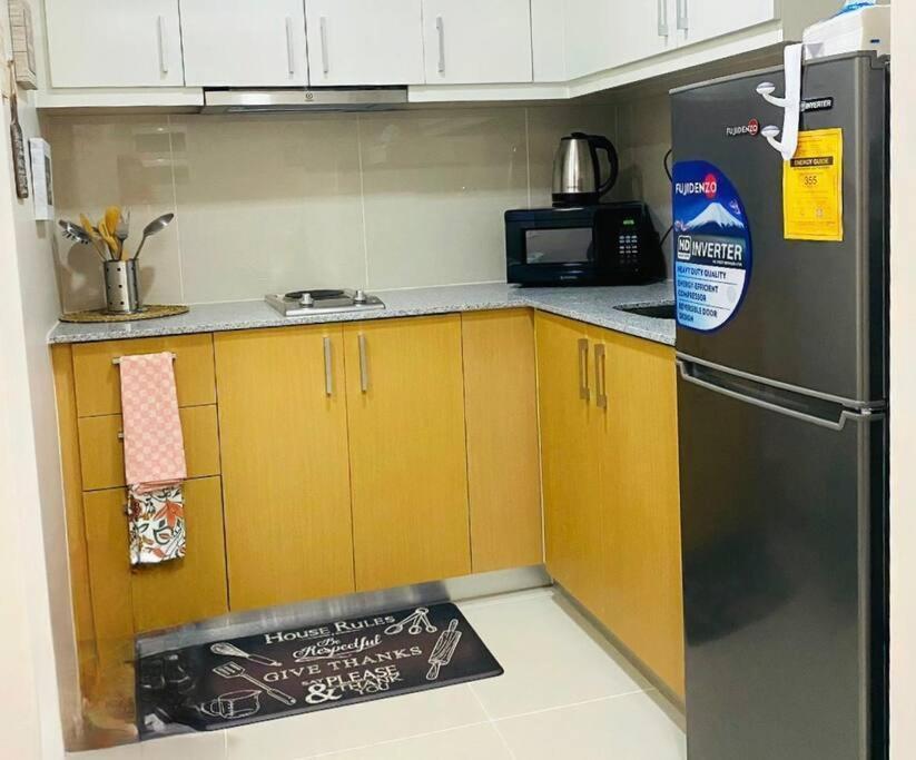 Cosy Executive 1 Bedroom Uptown Parksuites Ultra Fast Internet Manila Eksteriør billede